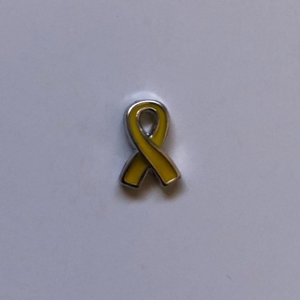 Yellow Ribbon‎ Charm